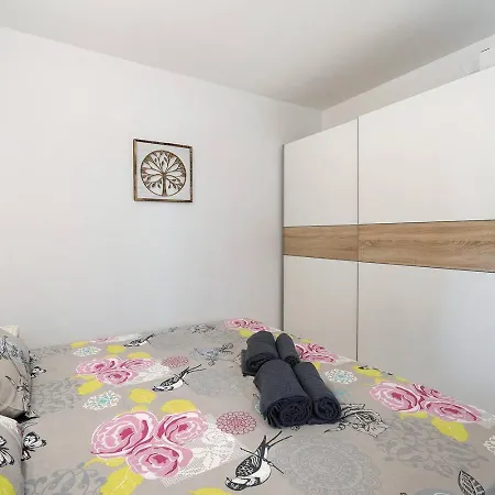Casa Lizzy - Con Vista Giardino N325 Lejlighedshotel *