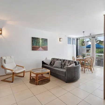 Lejlighedshotel Casa Lizzy - Con Vista Giardino N325 *