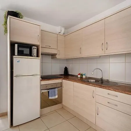 Casa Lizzy - Con Vista Giardino N325 Апарт-отель Арона