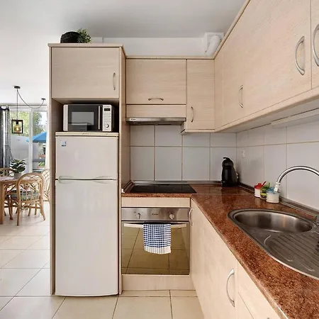 Casa Lizzy - Con Vista Giardino N325 * Арона