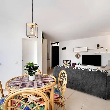 Casa Lizzy - Con Vista Giardino N325 Апарт-отель *